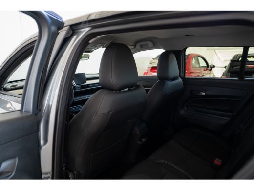 Jeep Avenger 1.2 e-Hybrid Summit | Navigatie | Camera | Keyless | El. Achterklep | Stoelverwarming | Climate C... ActivLease financial lease