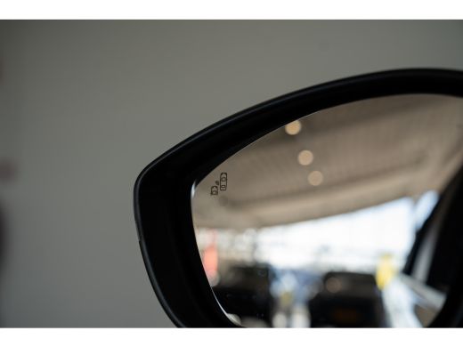 Jeep Avenger 1.2 e-Hybrid Summit | Navigatie | Camera | Keyless | El. Achterklep | Stoelverwarming | Climate C... ActivLease financial lease