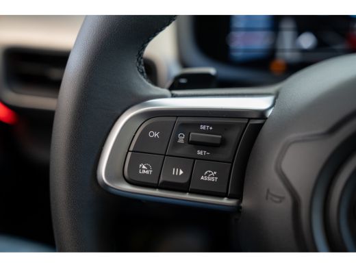 Jeep Avenger 1.2 e-Hybrid Summit | Navigatie | Camera | Keyless | El. Achterklep | Stoelverwarming | Climate C... ActivLease financial lease