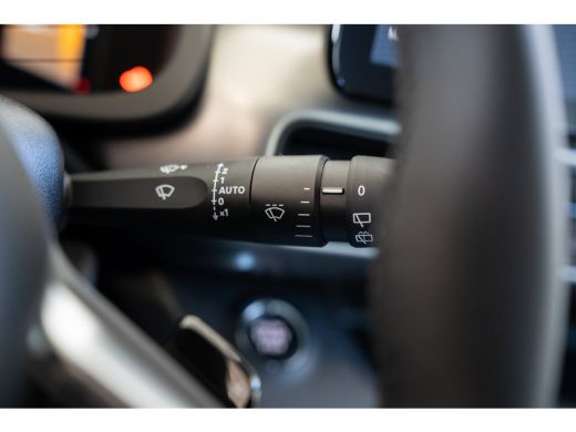 Jeep Avenger 1.2 e-Hybrid Summit | Navigatie | Camera | Keyless | El. Achterklep | Stoelverwarming | Climate C... ActivLease financial lease