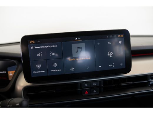 Jeep Avenger 1.2 e-Hybrid Summit | Navigatie | Camera | Keyless | El. Achterklep | Stoelverwarming | Climate C... ActivLease financial lease