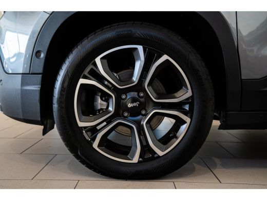 Jeep Avenger 1.2 e-Hybrid Summit | Navigatie | Camera | Keyless | El. Achterklep | Stoelverwarming | Climate C... ActivLease financial lease