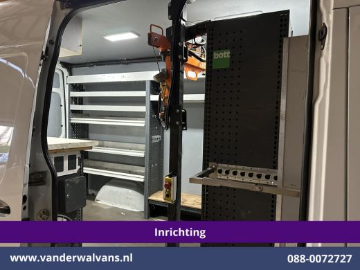 Mercedes-Benz Sprinter 316 CDI 164pk 3500kg Trekhaak L2H2 Inrichting Euro6 Airco | Trilplaatlift | Omvormer | Camera App... ActivLease financial lease