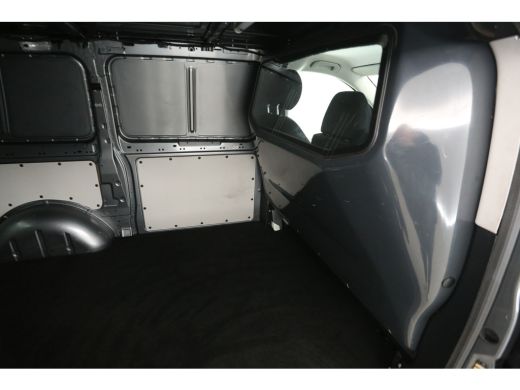 Mercedes-Benz Vito 114 CDI Lang | Automaat | Airco | Cruise | 3-Zits | Camera | Carplay | Navi | Stoelverw. | Parkee... ActivLease financial lease