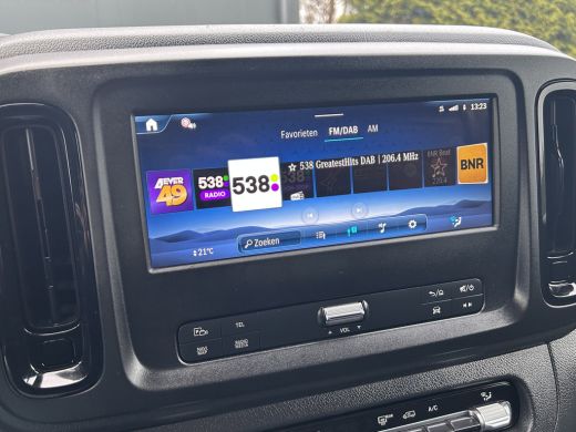 Mercedes-Benz Vito 116 CDI 164 PK 9G-TRONIC PRO / FACELIFT / L2H1 / CAMERA / NAVI / AIRCO / CRUISE / BLIND SPOT / 27... ActivLease financial lease