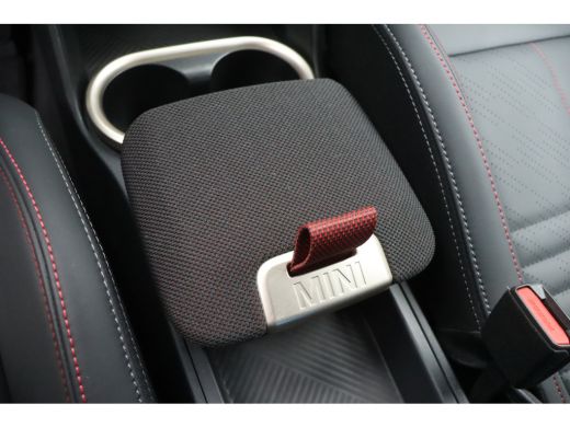 Mini Countryman E / John Cooper Works / Pakket S / 19" John Cooper Works Runway Spoke Black ActivLease financial lease