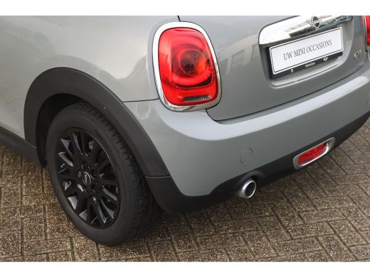 Mini One One pepper / LED / Stoelverwarming / Airconditioning / Multifunctioneel stuurwiel ActivLease financial lease