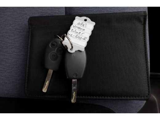 Opel Vivaro Combi 1.6 CDTI 120pk E6 L2H1 Personenbus Incl BTW/BPM 01-2019 ActivLease financial lease