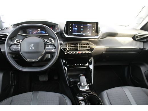Peugeot 2008 1.2 PureTech Allure Pack | Automaat | Navi by app | Camera | 3D Instrumentenpaneel | Apple carpla... ActivLease financial lease