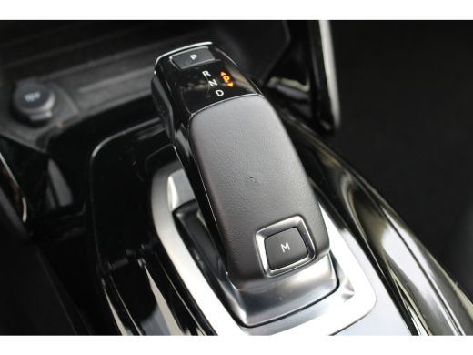 Peugeot 2008 1.2 PureTech Allure Pack | Automaat | Navi by app | Camera | 3D Instrumentenpaneel | Apple carpla... ActivLease financial lease