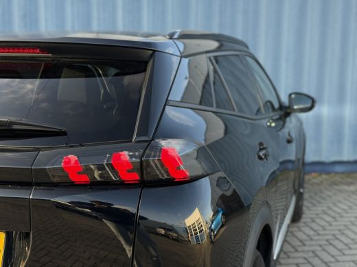 Peugeot 2008 Allure | Achteruitrijcamera | Airco (automatisch) | Cruise control ActivLease financial lease