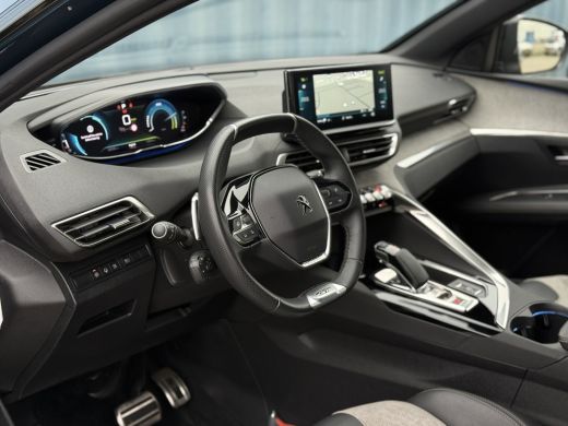 Peugeot 3008 1.6 HYbrid 225 GT | Achteruitrijcamera | Cruise control adaptief met Stop&Go | DAB ontvanger ActivLease financial lease
