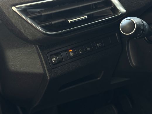 Peugeot 3008 1.6 HYBRID PHEV ALLURE PACK CARPLAY NAVI CAMERA BLINDSPOT Plug in Hybrid phev ActivLease financial lease