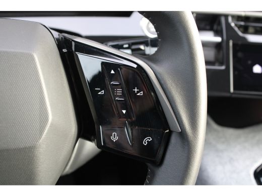 Peugeot e-3008 Allure Avantage 210 73 kWh | Automaat | Navigatie | Camera | Fase 3 laden | BTW | 2025 | 2.000km | ActivLease financial lease