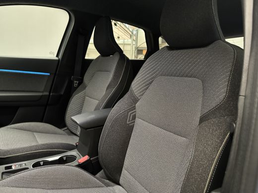 Renault Captur 1.6 E-Tech full hybrid 145 evolution Camera | Groot Scherm | 18" Lichtmetaal | Parkeersensoren | ... ActivLease financial lease