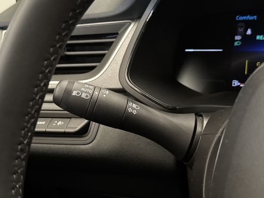 Renault Captur 1.6 E-Tech full hybrid 145 evolution Camera | Groot Scherm | 18" Lichtmetaal | Parkeersensoren | ... ActivLease financial lease