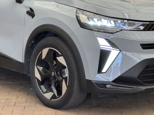 Renault Captur 1.6 E-Tech full hybrid 145 evolution Camera | Groot Scherm | 18" Lichtmetaal | Parkeersensoren | ... ActivLease financial lease