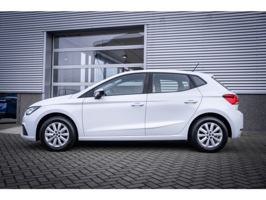 Seat Ibiza 1.0 EcoTSI Style | Airco | Cruise control | DAB ontvanger ActivLease financial lease