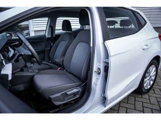 Seat Ibiza 1.0 EcoTSI Style | Airco | Cruise control | DAB ontvanger ActivLease financial lease