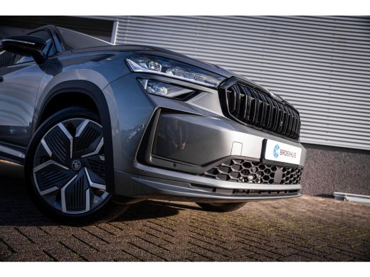 Skoda Kodiaq 1.5 TSI PHEV Sportline Business | Lichtmetalen velgen 20" | Trekhaak uitklapbaar | Verlichte gril... ActivLease financial lease