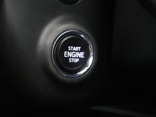 Skoda Octavia 1.0 e-TSI Sport | Trekhaak | Carplay | Navigatie | Sportstoelen | Full LED | 18'' | Parkeerhulp |... ActivLease financial lease