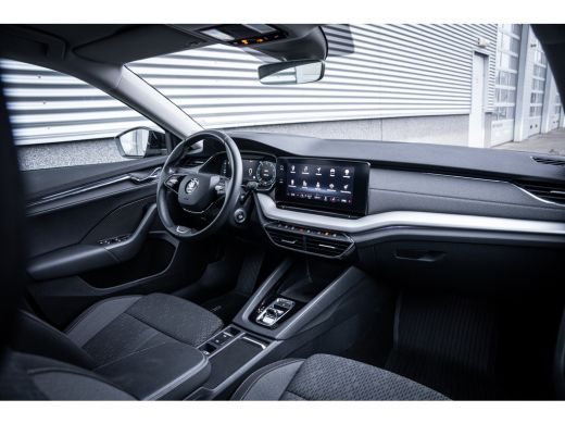 Skoda Octavia Combi 1.4 TSI iV PHEV Business Edition Plus | Cruise control adaptief | LED koplampen | Voorstoel... ActivLease financial lease