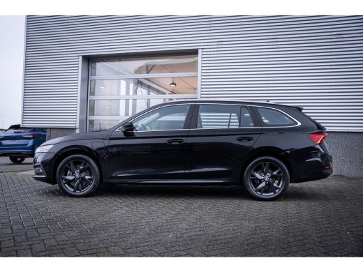 Skoda Octavia Combi 1.4 TSI iV PHEV Business Edition Plus | Cruise control adaptief | LED koplampen | Voorstoel... ActivLease financial lease