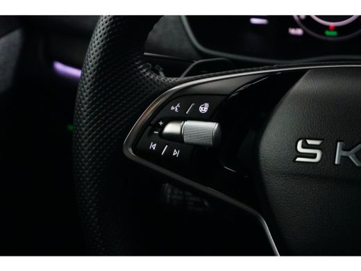 Skoda Octavia Combi 1.5 TSI MHEV 110PK Selection | TREKHAAK | CAMERA ACHTER | ELEKTR. KOFFERBAKKLEP | ADAPT. CR... ActivLease financial lease