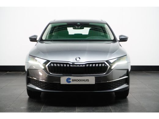 Skoda Octavia Combi 1.5 TSI MHEV 110PK Selection | TREKHAAK | CAMERA ACHTER | ELEKTR. KOFFERBAKKLEP | ADAPT. CR... ActivLease financial lease