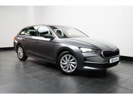 Skoda Octavia Combi 1.5 TSI MHEV 110PK Selection | TREKHAAK | CAMERA ACHTER | ELEKTR. KOFFERBAKKLEP | ADAPT. CR... ActivLease financial lease