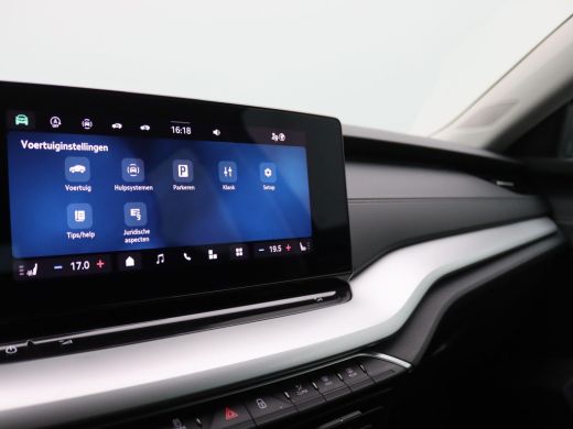 Skoda Octavia Combi 1.5 TSI MHEV Business Edition Plus 150PK DSG Achterruitrijcamera, Adaptieve Cruise Control,... ActivLease financial lease