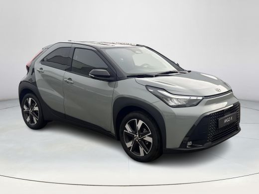 Toyota Aygo Hybrid 115 pulse ActivLease financial lease