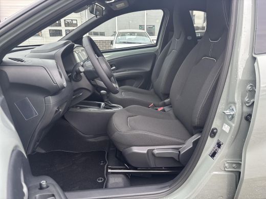 Toyota Aygo Hybrid 115 pulse ActivLease financial lease