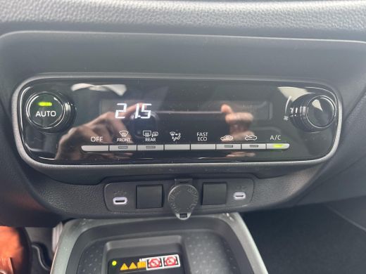 Toyota Aygo Hybrid 115 pulse ActivLease financial lease