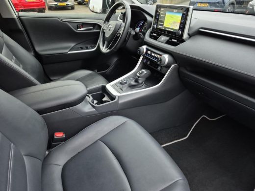 Toyota RAV4 2.5 Hybrid AWD Style | Navigatie | Apple CarPlay/Android auto | Achteruitrijcamera | Trekhaak ActivLease financial lease