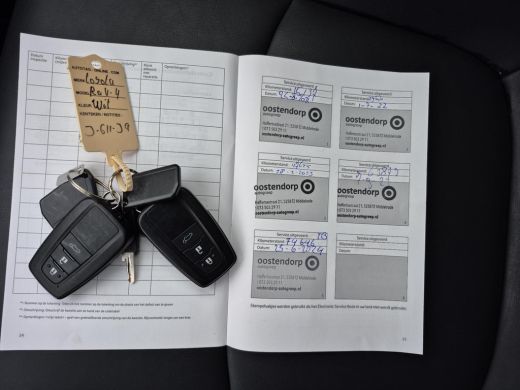 Toyota RAV4 2.5 Hybrid AWD Style | Navigatie | Apple CarPlay/Android auto | Achteruitrijcamera | Trekhaak ActivLease financial lease