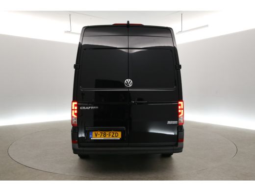 Volkswagen Crafter 35 2.0 TDI L3H3 | 140PK | BPM VRIJ | 3000KG | Airco | Cruise | Camera | Carplay | 3-Zits | Navi |... ActivLease financial lease