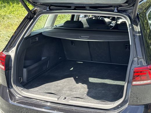 Volkswagen Passat Variant GTE 218PK DSG HYBRID GTE BUSINESS CAMERA/NAVI/TREKHAAK ActivLease financial lease