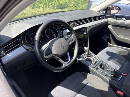 Volkswagen Passat Variant GTE 218PK DSG HYBRID GTE BUSINESS CAMERA/NAVI/TREKHAAK ActivLease financial lease