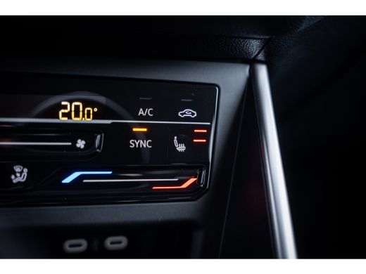 Volkswagen Polo 1.0 TSI Life Edition | Achteruitrijcamera | Lichtmetalen velgen 16" | Volledig digitaal instrumen... ActivLease financial lease