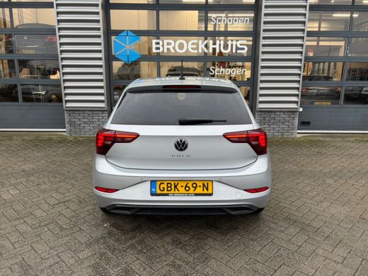 Volkswagen Polo 1.0 TSI Life Edition | Apple Carplay | Stoelverwarming | A-uitrijcamera | Climatronic | 15 inch L... ActivLease financial lease