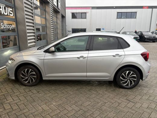 Volkswagen Polo 1.0 TSI Life Edition | Apple Carplay | Stoelverwarming | A-uitrijcamera | Climatronic | 15 inch L... ActivLease financial lease