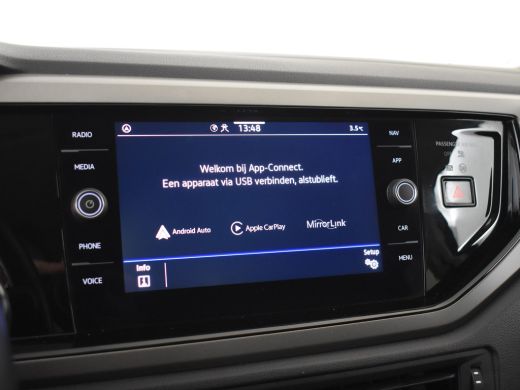 Volkswagen Polo 1.0 TSI R-Line Edition 96pk | Parkeersensoren V+A | Navigatie via app connect  | Airco | Adaptief... ActivLease financial lease