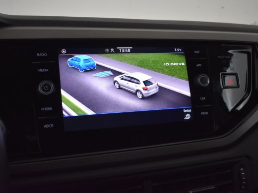 Volkswagen Polo 1.0 TSI R-Line Edition 96pk | Parkeersensoren V+A | Navigatie via app connect  | Airco | Adaptief... ActivLease financial lease