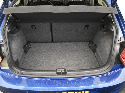 Volkswagen Polo 1.0 TSI R-Line Edition 96pk | Parkeersensoren V+A | Navigatie via app connect  | Airco | Adaptief... ActivLease financial lease