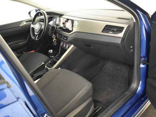 Volkswagen Polo 1.0 TSI R-Line Edition 96pk | Parkeersensoren V+A | Navigatie via app connect  | Airco | Adaptief... ActivLease financial lease