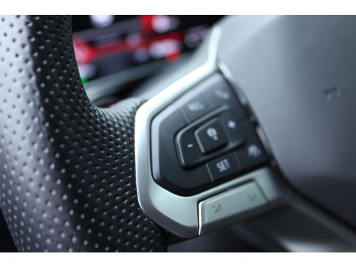 Volkswagen Polo 2.0 TSI GTI TSI 210PK DSG GTI-SPORT LED/CARPLAY/PDC ActivLease financial lease