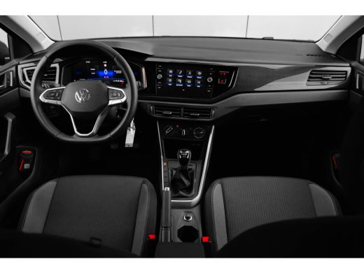 Volkswagen Polo Life Edition Inclusief &euro;2000,- inruilvoordeel | 'App-Connect' smartphone integratie | Buitenspieg... ActivLease financial lease