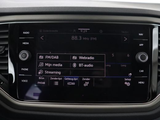 Volkswagen T-Roc 1.0 TSI Style | Camera | Carplay | Climate control | Full LED | Navigatie | Adaptive cruise | Par... ActivLease financial lease