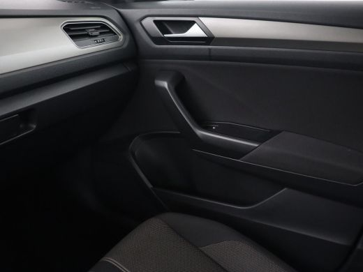 Volkswagen T-Roc 1.0 TSI Style | Camera | Carplay | Climate control | Full LED | Navigatie | Adaptive cruise | Par... ActivLease financial lease